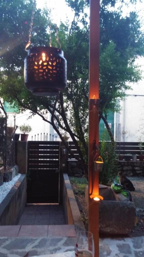 Les Magranes Bed & Breakfast Argelaguer Экстерьер фото